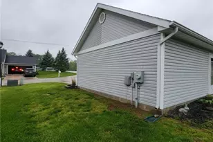 702 Fenview Dr, New Carlisle, OH 45344 - Photo 5