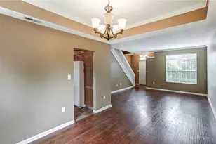 2327 Polo Park Dr, Dayton, OH 45439 - Photo 5