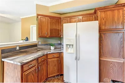 2327 Polo Park Drive, Dayton, OH 45439 - Photo 9