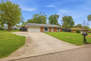 2271 Mission Ln, Bellbrook, OH 45305 - Photo 5