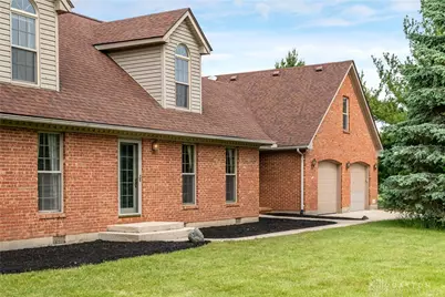 9981 Ridge Acres Lane, Union, OH 45322 - Photo 3