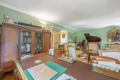 156 W Hadley Road, Oakwood, OH 45419 - Photo 5