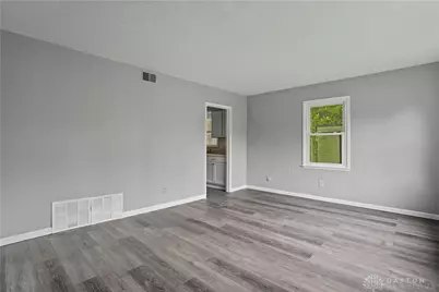 245 E Beechwood Avenue, Dayton, OH 45405 - Photo 13