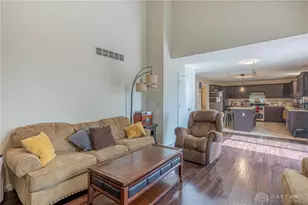 6553 Fountainhead Dr, Huber Heights, OH 45424 - Photo 3