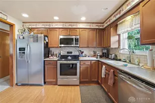 2761 Lacresta Dr, Beavercreek, OH 45431 - Photo 19