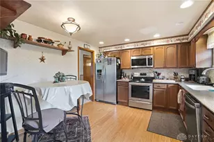 2761 Lacresta Dr, Beavercreek, OH 45431 - Photo 17