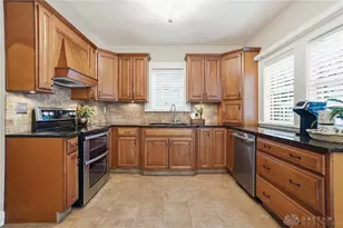 317 E Dixon Ave, Oakwood, OH 45419 - Photo 13