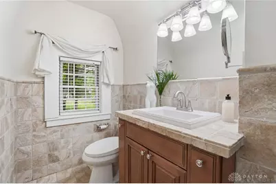317 E Dixon Avenue, Oakwood, OH 45419 - Photo 31