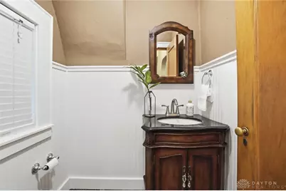 317 E Dixon Avenue, Oakwood, OH 45419 - Photo 21