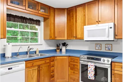 1431 Meadow Lane, Yellow Springs Vlg, OH 45387 - Photo 27