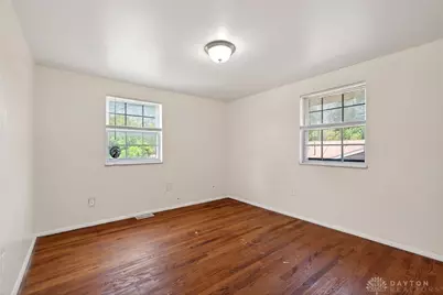 6608 Stranwood Drive, Englewood, OH 45322 - Photo 21