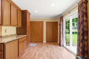 4900 Shady Hill Ln, Kettering, OH 45429 - Photo 15