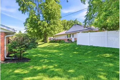 4900 Shady Hill Lane, Kettering, OH 45429 - Photo 33