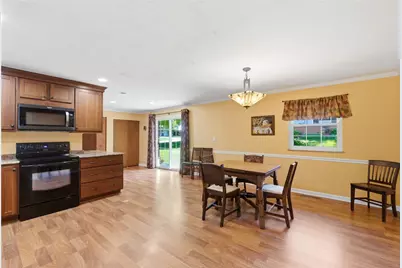 4900 Shady Hill Lane, Kettering, OH 45429 - Photo 9