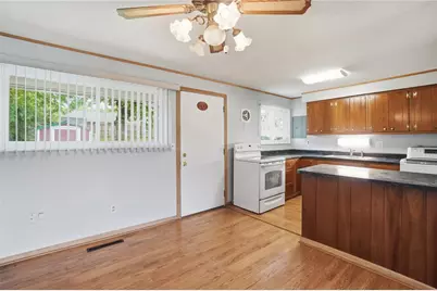 4642 Knobhill Drive, Huber Heights, OH 45424 - Photo 11
