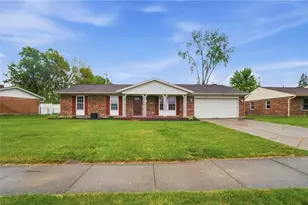 1326 W Trade Square, Troy, OH 45373 - Photo 1
