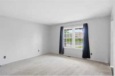 1326 W Trade Square, Troy, OH 45373 - Photo 9