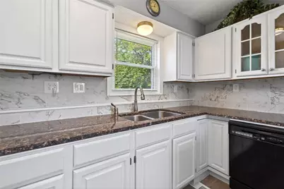 4477 Gatewood Place, Dayton, OH 45416 - Photo 13