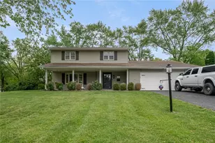 204 Saundra Ct, Beavercreek, OH 45430 - Photo 1