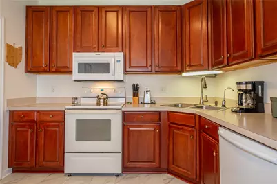 3042 Willowbrook Way, Beavercreek, OH 45431 - Photo 13