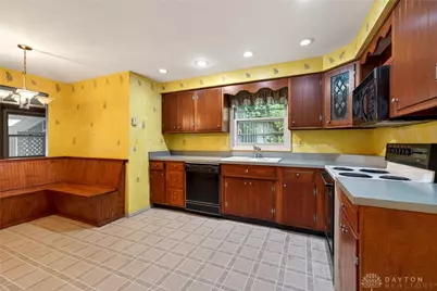 2324 Ivy Crest Drive, Bellbrook, OH 45305 - Photo 27
