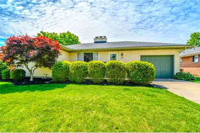 1404 Pinecrest Drive, Dayton, OH 45414 - Photo 5