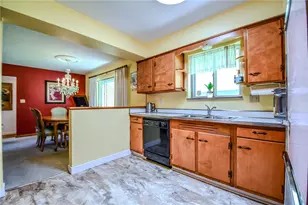 1404 Pinecrest Dr, Dayton, OH 45414 - Photo 17