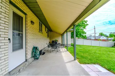 1404 Pinecrest Drive, Dayton, OH 45414 - Photo 31