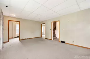 37 Hawthorne Dr, Fairborn, OH 45324 - Photo 11