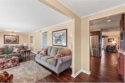 7147 Chadbourne Drive, Huber Heights, OH 45424 - Photo 5