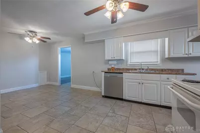 2580 N Aragon Avenue, Kettering, OH 45420 - Photo 9