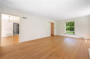 212 Grandon Rd, Oakwood, OH 45419 - Photo 5