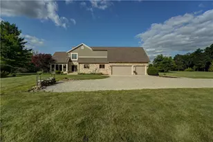 6372 Hartzell Rd, Greenville, OH 45331 - Photo 7