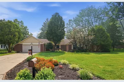 196 Cambria Drive, Beavercreek, OH 45440 - Photo 1