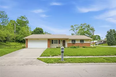 2535 Eckley Boulevard, Miami Township, OH 45449 - Photo 3