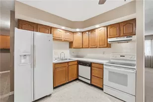 2535 Eckley Blvd, Miami Township, OH 45449 - Photo 9