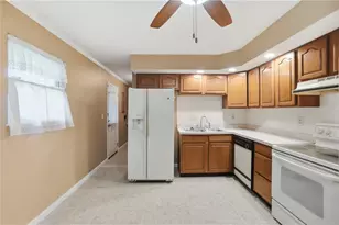 2535 Eckley Blvd, Miami Township, OH 45449 - Photo 13