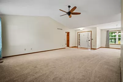 309 Sharon Court, Middletown, OH 45042 - Photo 5