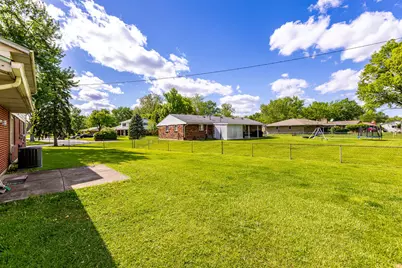 7691 Katy Drive, Dayton, OH 45459 - Photo 5