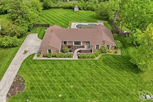 1081 Cedar Creek Cir, Washington Twp, OH 45459 - Photo 49
