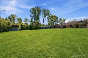 1081 Cedar Creek Cir, Washington Twp, OH 45459 - Photo 55