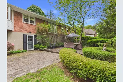 311 Schenck Avenue, Oakwood, OH 45409 - Photo 5