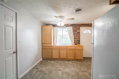 7411 Biscayne Court, Dayton, OH 45424 - Photo 9