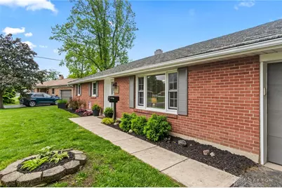 410 Tionda Drive, Vandalia, OH 45377 - Photo 5