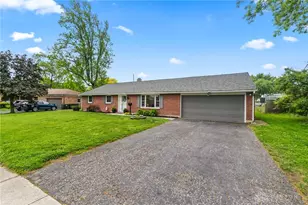 410 Tionda Dr, Vandalia, OH 45377 - Photo 3