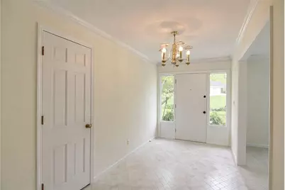6107 Old Spanish Trail, Washington Twp, OH 45459 - Photo 5