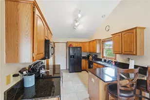 9469 Country Path Trail, Miami Township, OH 45342 - Photo 13