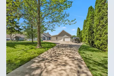 4526 Navajo Trail, Jamestown Vlg, OH 45335 - Photo 17