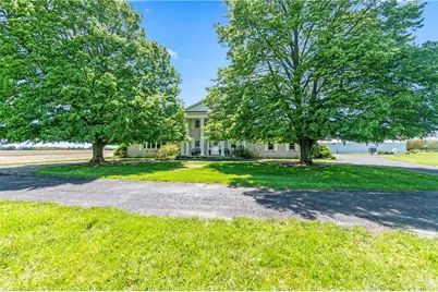 10210 Baltimore Phillipsburg Road, Clay Twp, OH 45309 - Photo 9