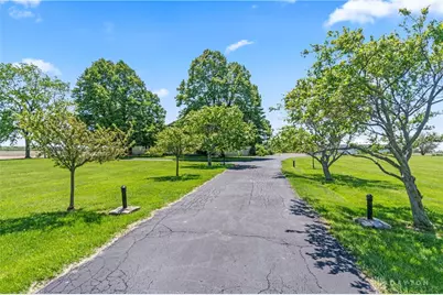 10210 Baltimore Phillipsburg Road, Clay Twp, OH 45309 - Photo 7